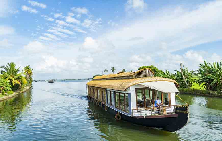 4 day munnar Alappuzha package