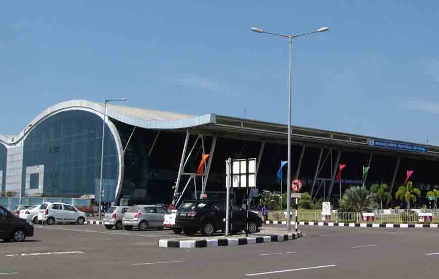 Trivandrum International airport Pickup and drop kochi taxi service